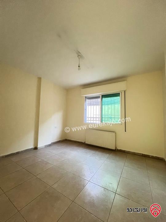 شقة شبه أرضية مساحة 170م للايجار في عمان - خلدا