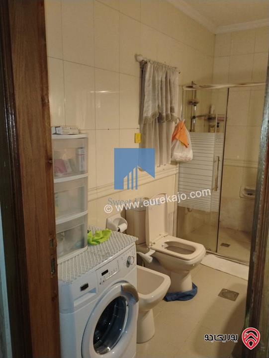 شقة أرضية طابقية مميزة للبيع في عمان - خلدا قرب الموفنبيك ومطعم ورد 207م مع حديقة وترسات 245م