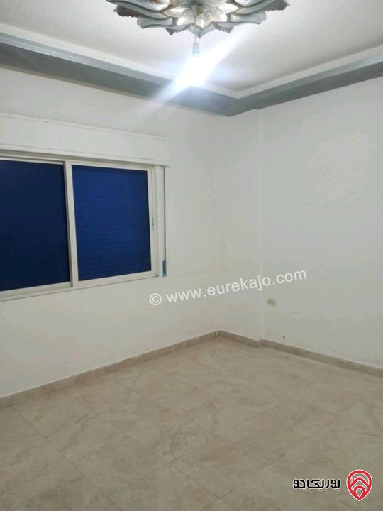 شقة أرضية مساحة 127م داخلي و 100م خارجي للبيع في عمان - ام نوارة