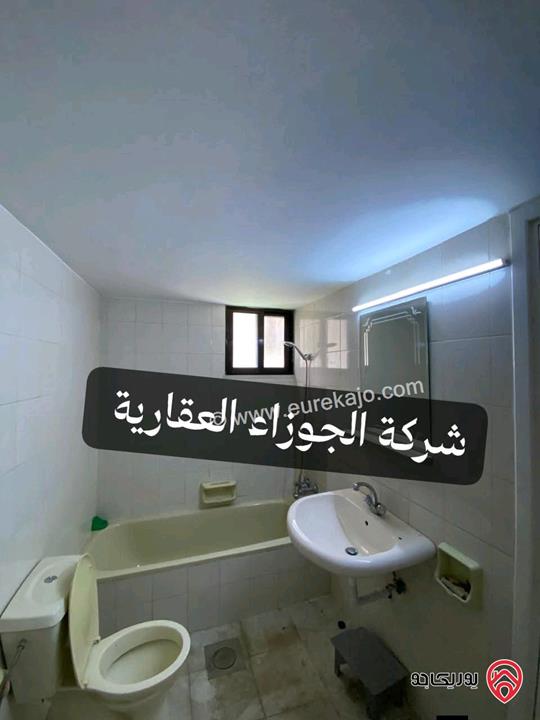 شقة فارغة طابق اول مساحة 100م للايجار في عمان - الذراع الغربي