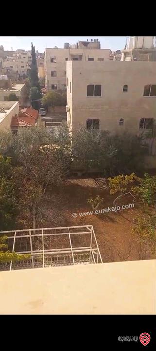 بيت مساحة 460م على أرض 1700م للبيع في عمان - منطقة المقابلين 