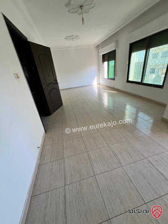 شقة فارغه طابق اول مساحة 140م للايجار في عمان - ضاحية الياسمين