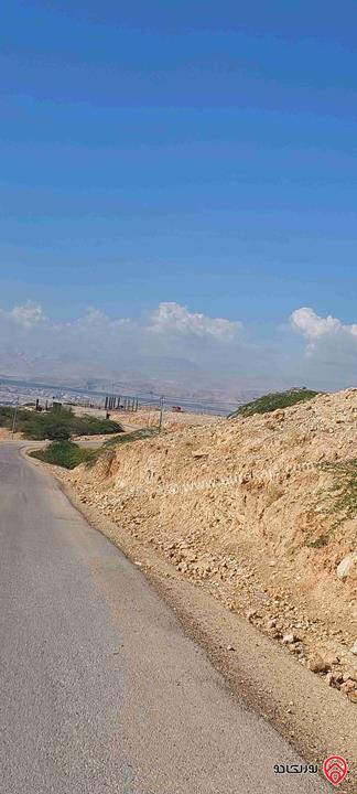 قطعة ارض مميزة مساحة 1 دونم و 100م للبيع في البلقاء - ميسرة