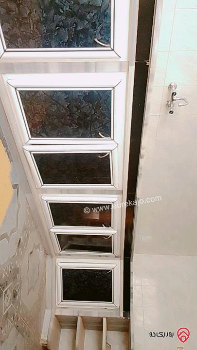 شقة طابق ثاني مساحة 150م للايجار في اربد شارع القدس حي النصر