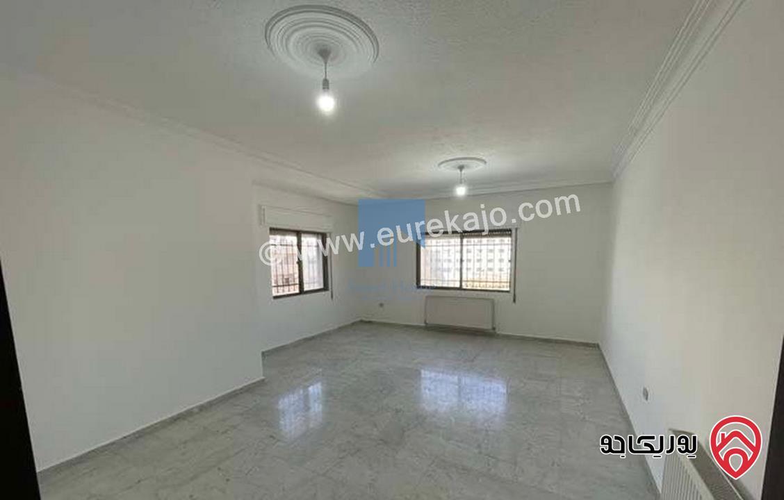 شقة مميزة للبيع في عمان - خلدا قرب المدارس المستقلة طابق ثالث 190م تشطيب سوبر ديلوكس