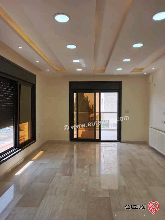 شقة سوبر ديلوكس مساحة 220م طابق أول للايجار في عمان - طريق المطار 