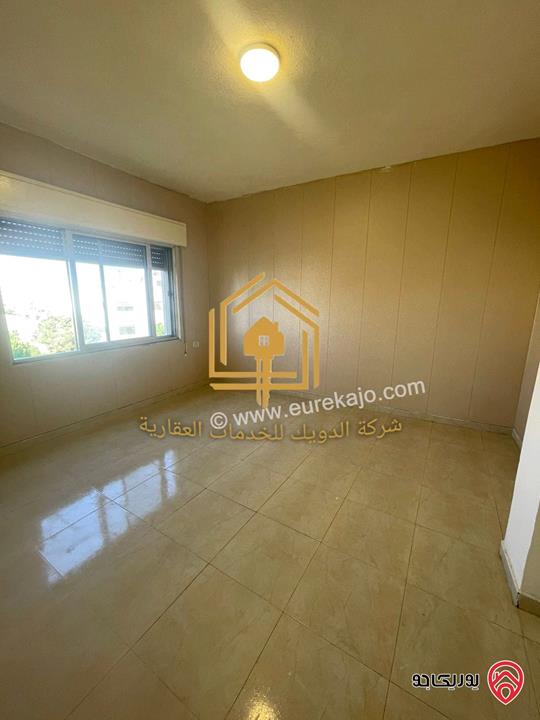 شقة فارغة مساحة 105م للإيجار في عمان - الدوار السابع 
