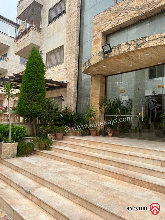 شقة مميزة طابق أرضي مساحة 244 متر للبيع في عمان - المدينة الرياضية من المالك مباشرة