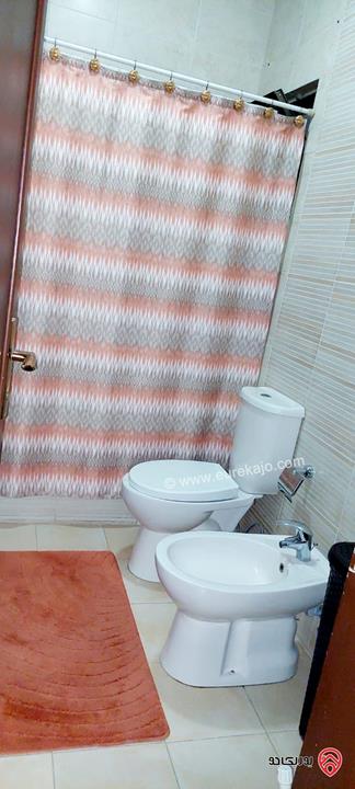 شقة شبه أرضية مساحة 200م مع حديقة 100م للبيع في عمان - الصويفية