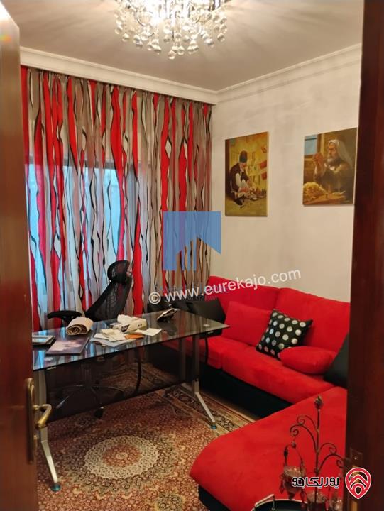 شقة أرضية فاخرة للبيع في عمان - الجاردنز 160م مع حديقة وترسات تشطيب سوبر ديلوكس