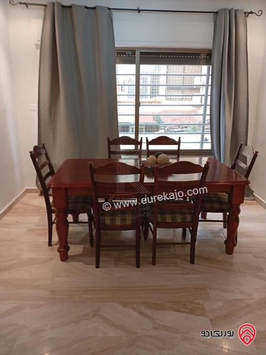 شقة مفروشة طابق ارضي مساحة 250م  للايجار في عمان - دير غبار