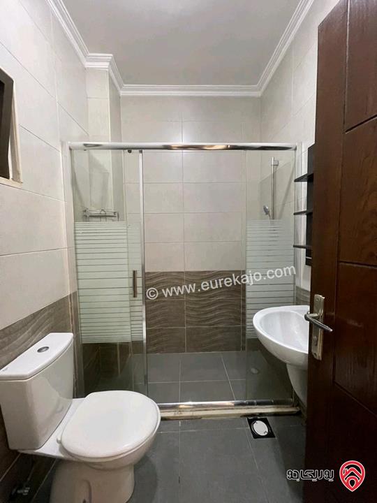 شقة مساحة 135م طابق ثاني للبيع في عمان - ضاحية الرشيد 