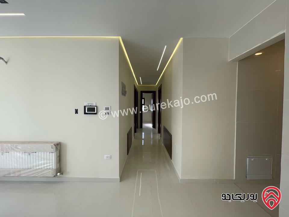 اخر شقتين طابق اول مساحة 205م للبيع في عمان - الحمر بجوار القصور الملكية 