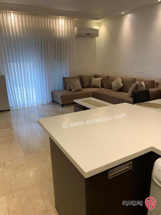 شقة (استوديو) كبير مساحة 70م للايجار مفروشة في عمان - قرية النخيل من المالك مباشرة بعمارة عوائل وملاك 