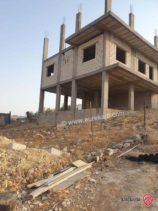 منزل قيد الإنشاء مساحة 186م على أرض 605م للبيع في الزرقاء - بيرين