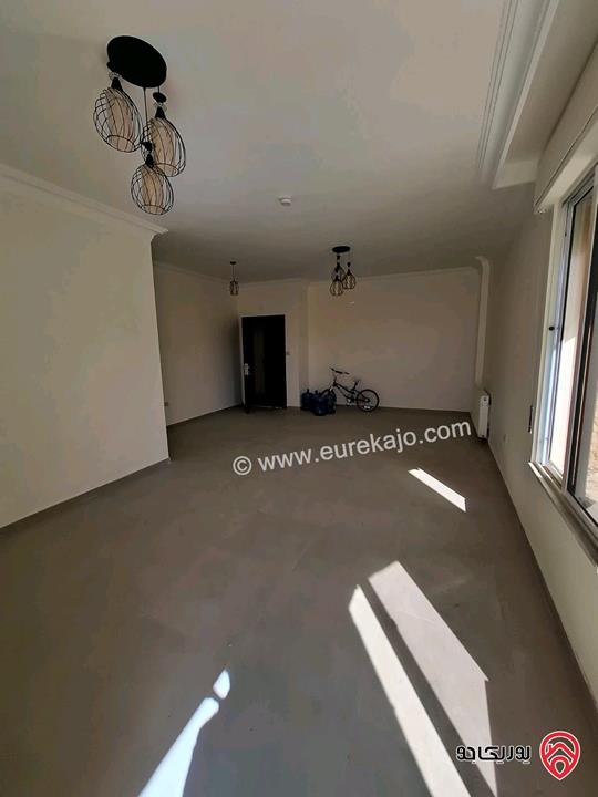 شقة مجددة طابق رابع مساحة 150م للإيجار في عمان - خلدا 