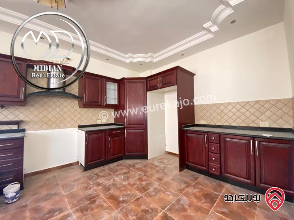 شقة فارغة للايجار في عمان - خلدا مساحة 200م طابق ثاني تشطيبات سوبر ديلوكس اطلالة جميلة 