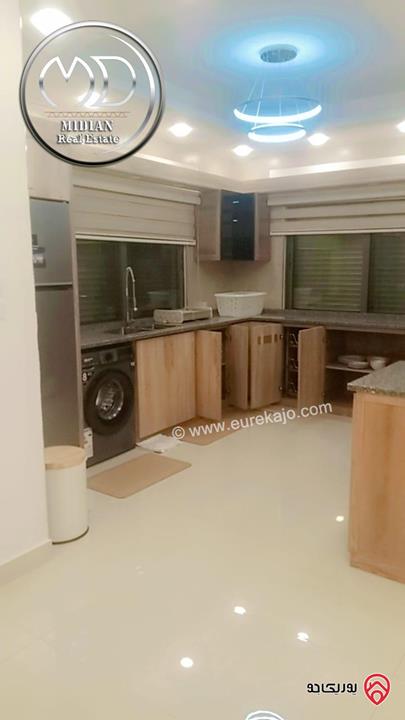 شقة مفروشة للايجار في عمان - ام السماق مساحة 135م طابق ثاني تشطيبات و ديكورات فندقية فرش فاخر