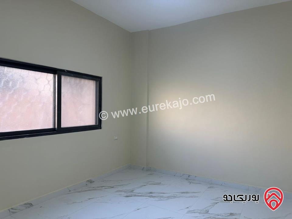 شقة مساحة 100متر طابق اول للبيع في عمان - ماركا الشمالية 