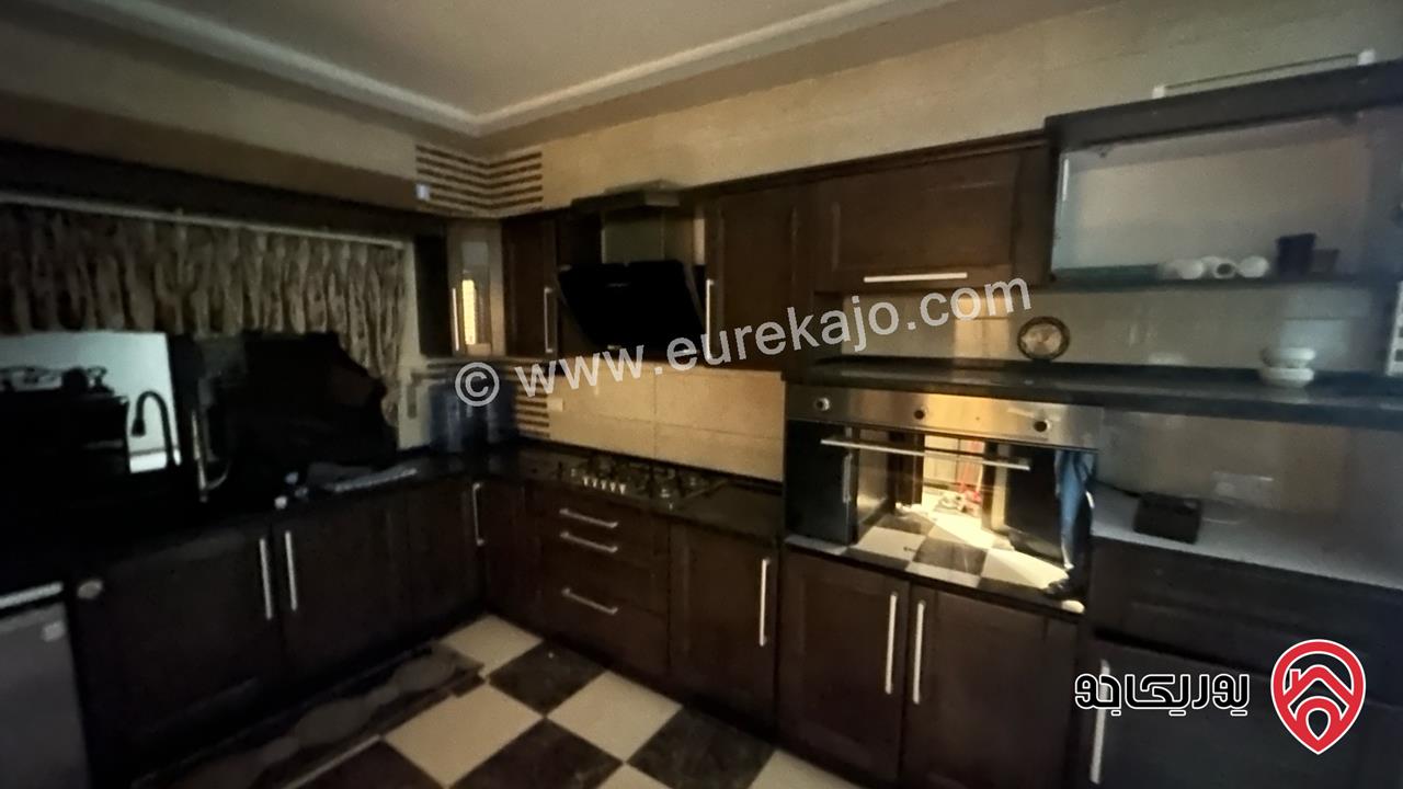 شقة مساحة 210م طابق ثالث للبيع في عمان - طبربور بجانب الجامعة العربية المفتوحة الخزنة