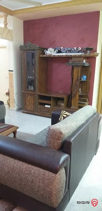 بيت مستقل مساحة 300م على أرض 415م للبيع في الزرقاء – جبل طارق ( تشطيبات جديدة )