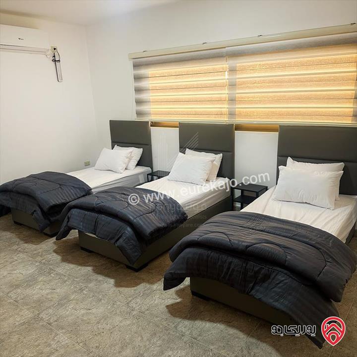 شاليه مفروش فاخر مساحة الأرض 288م والبناء 147م للبيع في البحر الميت