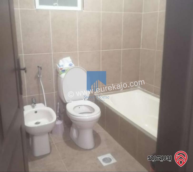 شقة مميزة للبيع في عمان - خلدا - قرب إشارة البنك العربي طابق اول 130م تشطيب سوبر ديلوكس بسعر مغري