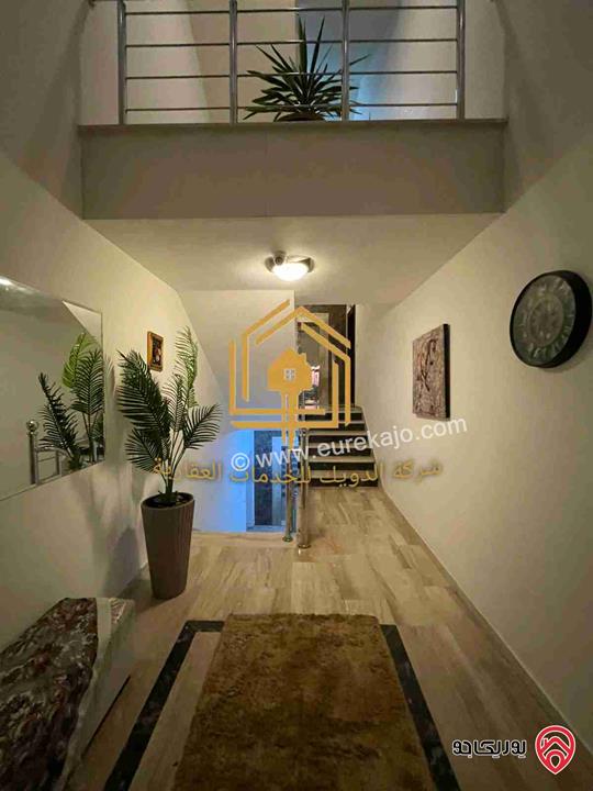 شقة فارغة طابق اول مساحة 235متر للإيجار في عمان - ضاحية النخيل 