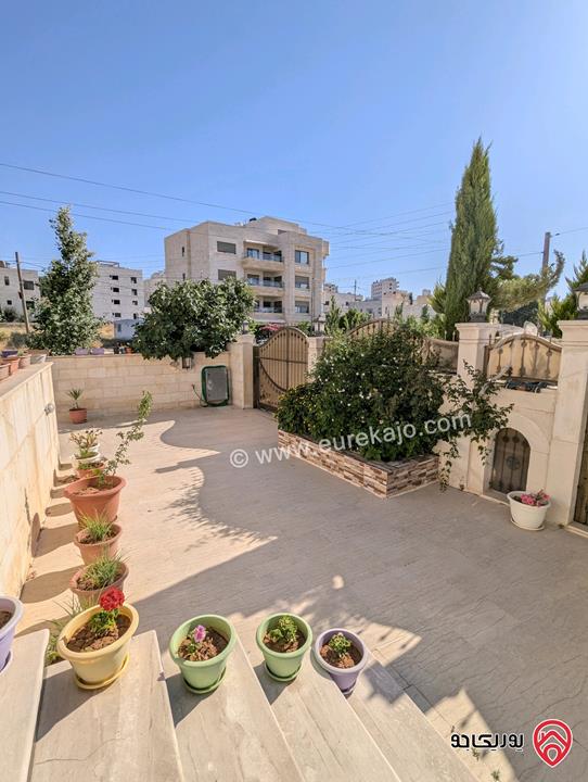 ڤيلا مساحة 700م على أرض 815م للبيع في عمان - مرج الحمام بلعاس