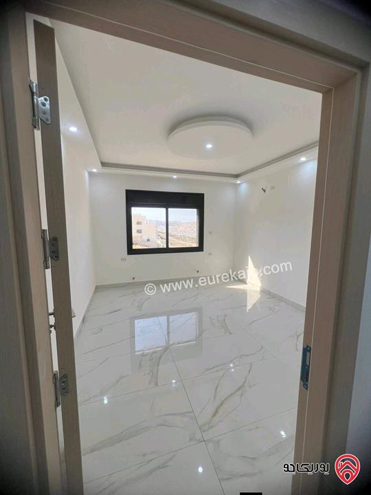 شقة طابق أول مساحة 130م للبيع في عمان - الجبيهة