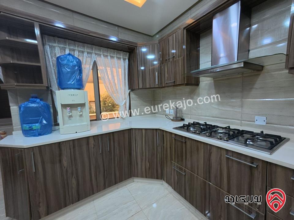 شقة مفروشة فاخرة طابق أول مساحة 180م للايجار في عمان - ام السماق 