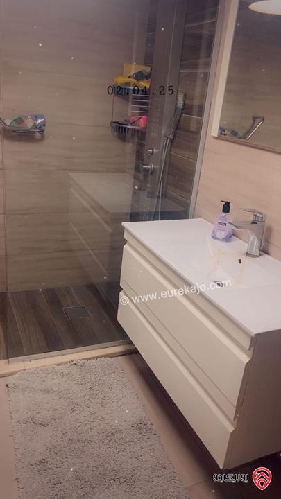 شقة طابق ثالث مساحة 170م للبيع في عمان - تلاع العلي شارع احد