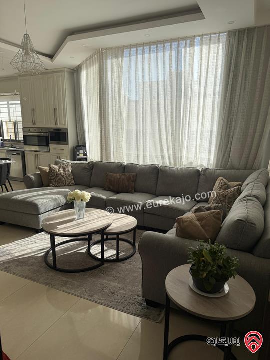 شقة فاخرة مساحة 200م طابق ثالث للبيع في عمان - خلدا العوجانيه