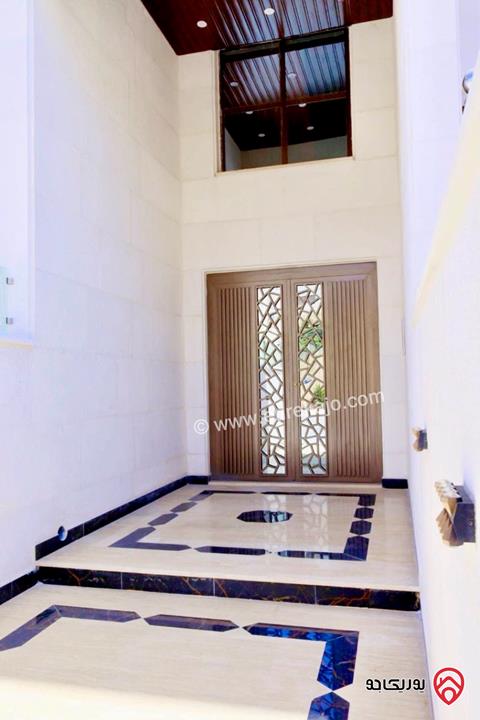 شقق فاخرة عادي و دوبلكس جاهزة للتسليم!**🏡 **مساحات تبدأ من 203 متر مربع في عمان - البيادر 