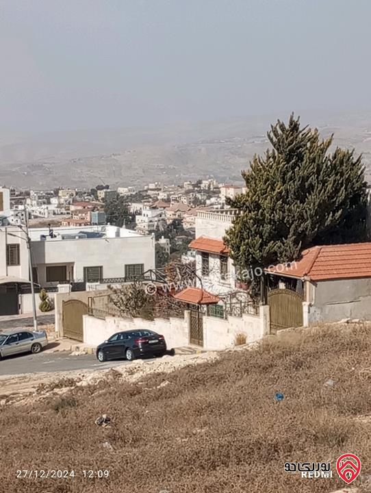 فيلا 200م على أرض 1دنم للبيع في عمان - ناعورام القطين يقبل عقار جزء من الثمن
