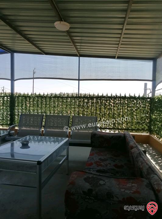 مزرعة ومنتجع مساحة الأرض 3 دونم و 700م والبناء 250م للبيع في اربد - كفر سوم قوشان مستقل استثمارية وسكنية