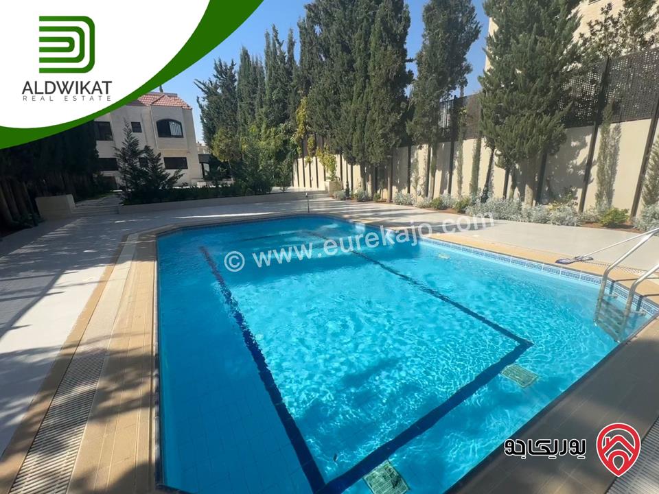 فيلا مستقلة للبيع في عمان - ام السماق مساحة الارض 1250م ومساحة البناء 670م ومساحة الحديقة 750م ومساحة الترس 200م