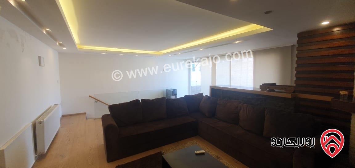 شقة مع روف وتيراس خارجي مساحة 200م للبيع في عمان - ضاحية الياسمين