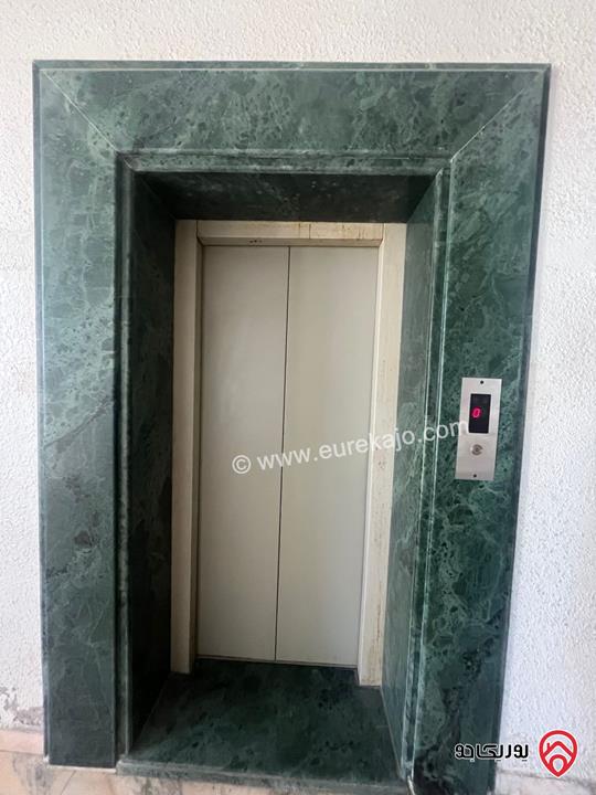 شقة مساحة 120م طابق ثاني للايجار في عمان - البيادر بإتجاه الدوار الثامن بجانب بنك صفوة  