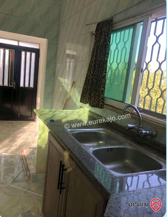 منزل مستقل مساحة 200م على أرض 1 دونم للايجار في اربد - زحر