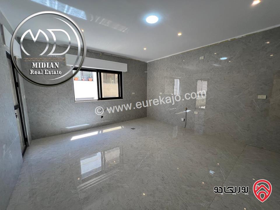 شقق للبيع في عمان - الشميساني مساحات 220م تشطيبات و ديكورات عصرية فاخرة اطلالة جميلة جديدة لم تسكن