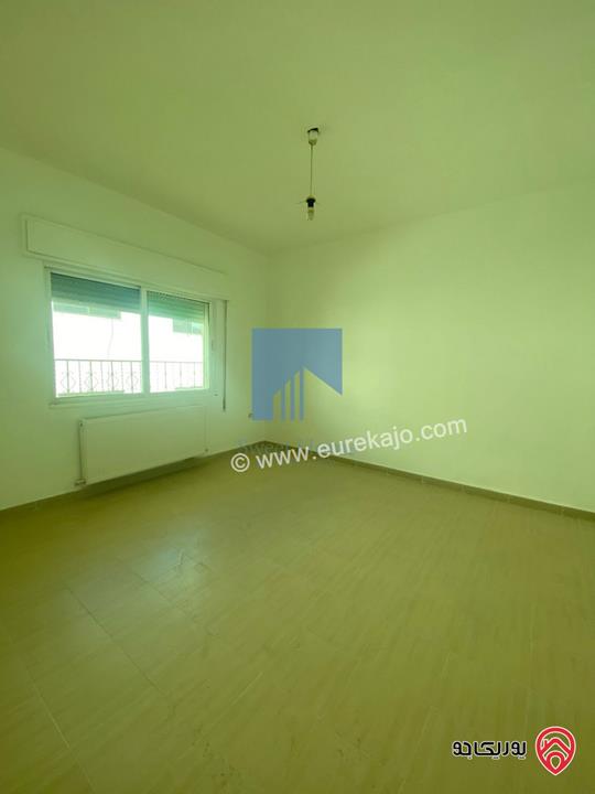 شقة مميزة طابق ثالث مساحة 186م للبيع في عمان - تلاع العلي