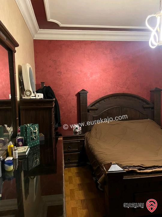 شقة أرضية مساحة 200م داخلي و 200 م خارجي للبيع في عمان - طبربور