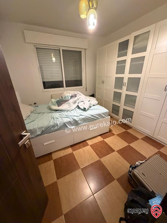 شقة طابق ثاني مساحة 176م للبيع في عمان - الجبيهة