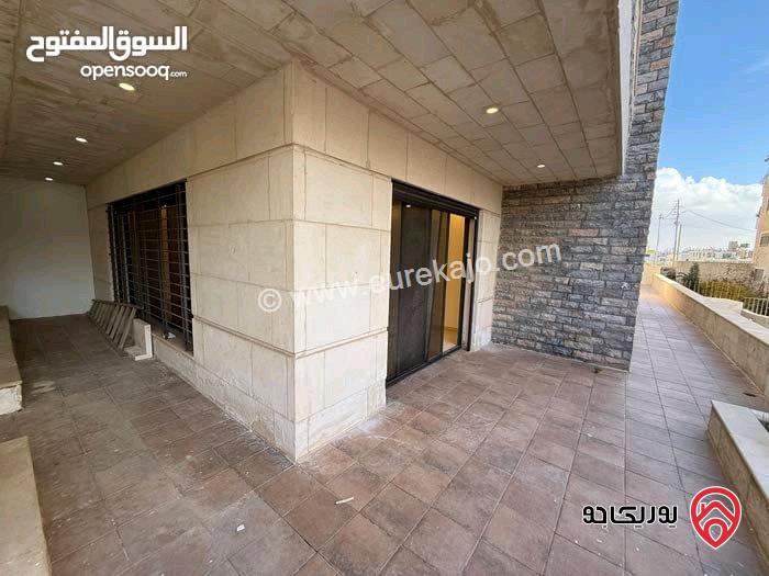 شقة فارغة أرضية مساحة 195م داخلي و 175م خارجي للايجار في عمان - البنيات 