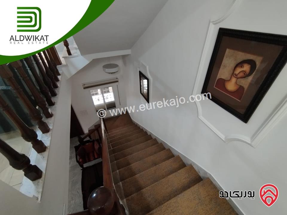 فيلا مساحة البناء 400م ومساحة الارض 430م ومساحة الحديقة 200م للايجار في عمان - ام السماق