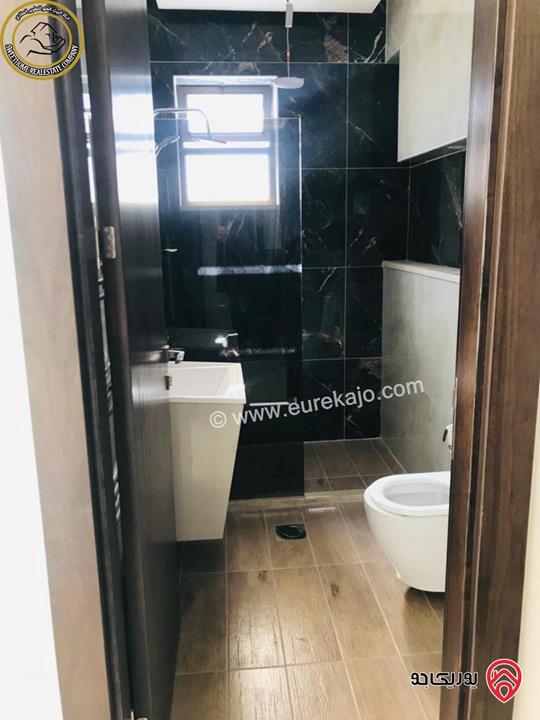 شقة فاخرة للبيع في عمان - خلدا - العوجانية قرب الهمشري طابق ثالث 200م مع روف دوبلكس 140م لم تسكن