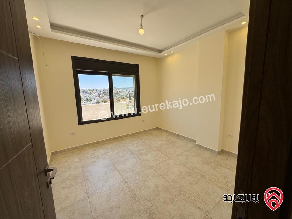 روف فاخر مساحة 375م للبيع في عمان - الحمر 