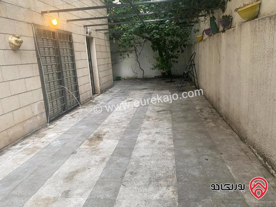 شقة طابق ارضي مساحة 121م داخلي و 80م خارجي للبيع في عمان - جبل الزهور