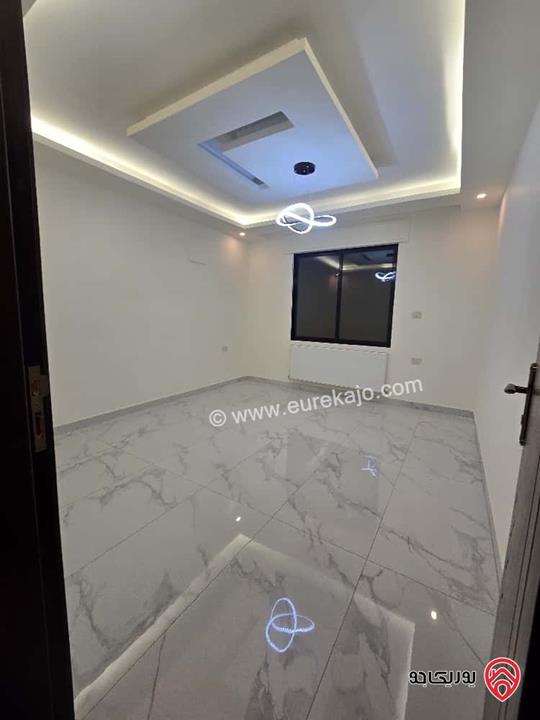 شقة طابق ثالث دوبلكس مساحة 280م للايجار في عمان - طريق المطار 